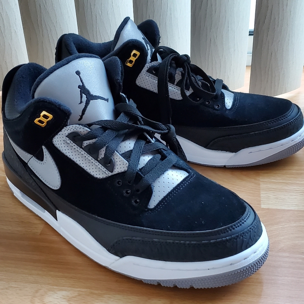 Air Jordan 3 Retro Tinker Hatfield